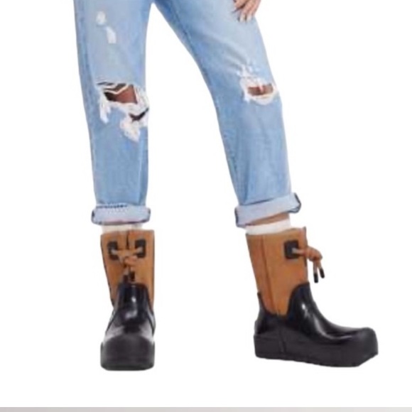 Ugg Raincloud Waterproof Boots - Picture 11 of 11